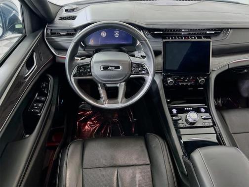 2022 Jeep Grand Cherokee L Overland
