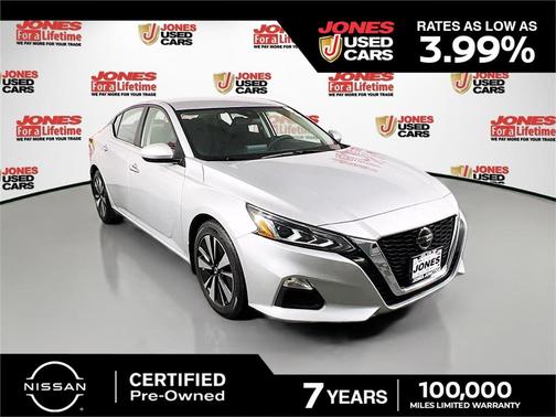 2022 Nissan Altima 2.5 SV