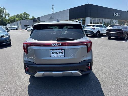 2025 Kia Seltos EX