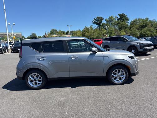 2025 Kia Soul S