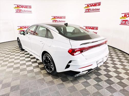 2024 Kia K5 GT-Line