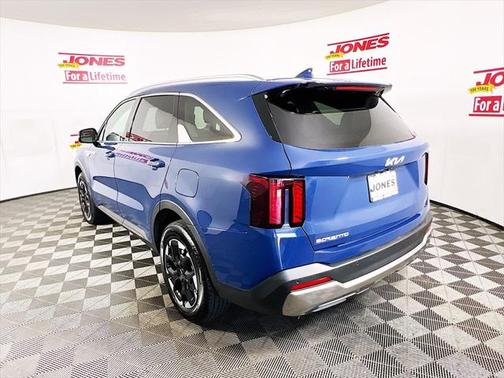 2024 Kia Sorento S