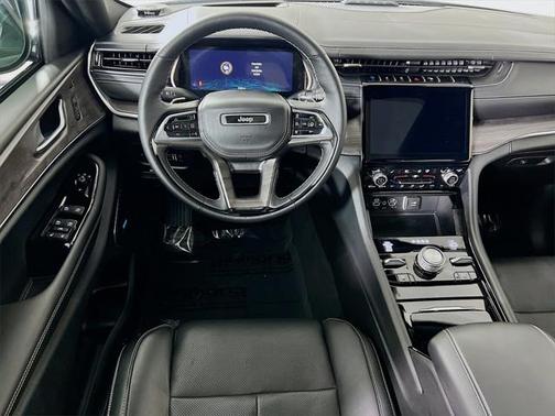 2023 Jeep Grand Cherokee 4xe Overland
