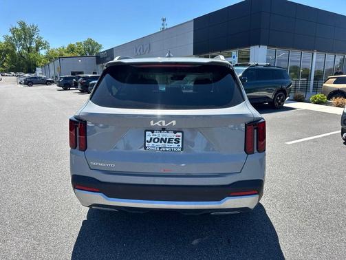 Wolf Gray 2026 Kia Sorento S