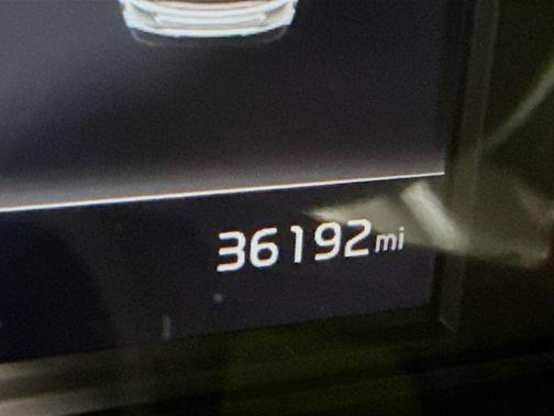 Glacial White Pearl 2022 Kia K5 EX