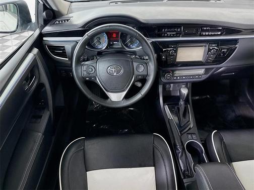 2015 Toyota Corolla S Plus