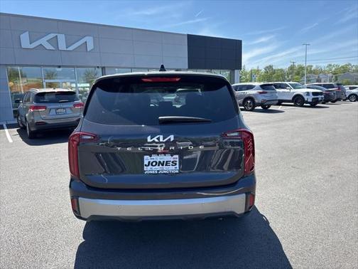 2025 Kia Telluride LX