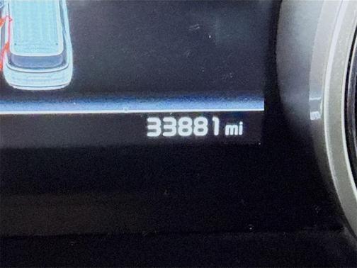 2023 Kia Carnival LX