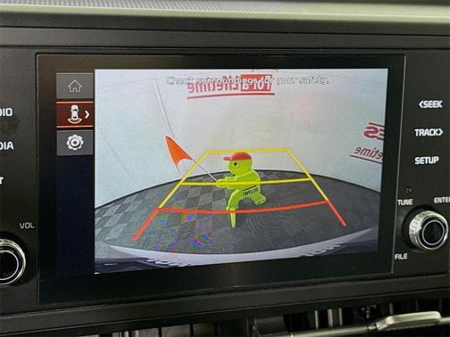 2023 Kia Carnival LX