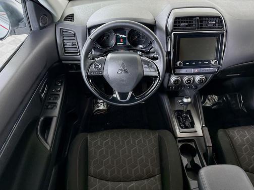 2025 Mitsubishi Outlander Sport 2.0 LE