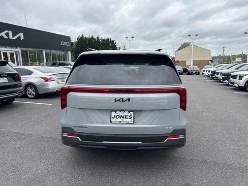 Ceramic Silver 2026 Kia Carnival Hybrid SX