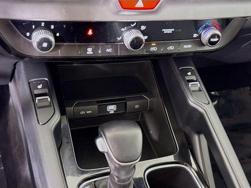 Everlasting Silver 2020 Kia Telluride S