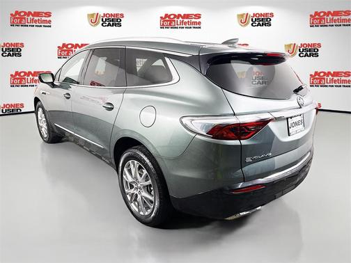 2023 Buick Enclave Essence AWD