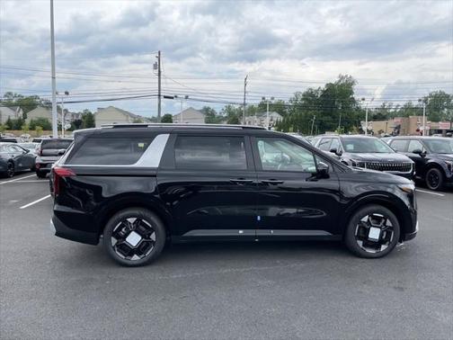 2025 Kia Carnival EX