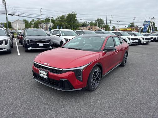Currant Red 2026 Kia K4 GT-Line