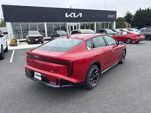 Currant Red 2026 Kia K4 GT-Line