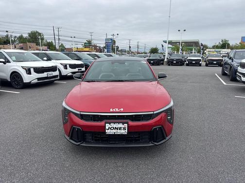 Currant Red 2026 Kia K4 GT-Line