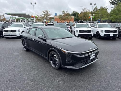 2025 Kia K4 EX