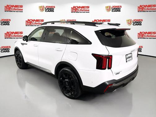 Glacial White Pearl 2024 Kia Sorento SX