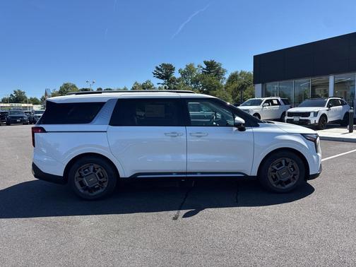 2026 Kia Carnival SX