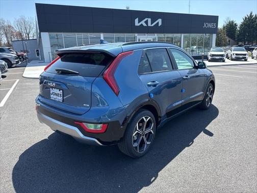 2025 Kia Niro Touring