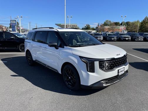 2026 Kia Carnival SX