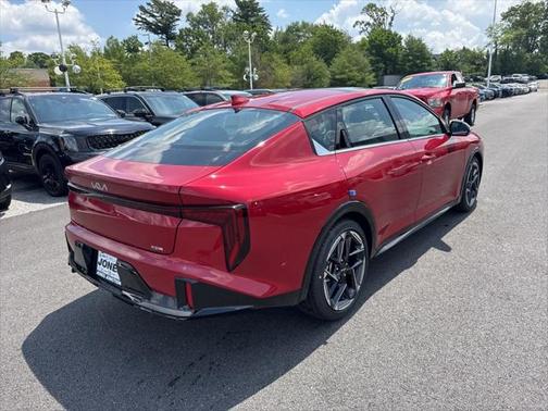 2025 Kia K4 GT-Line