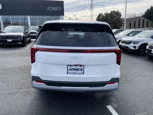 2026 Kia Carnival LXS