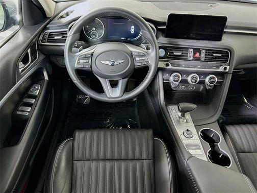 2022 Genesis G70 2.0T AWD