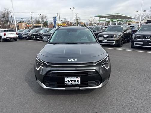 2025 Kia Niro Touring