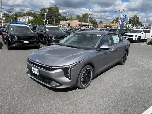 2025 Kia K4 EX