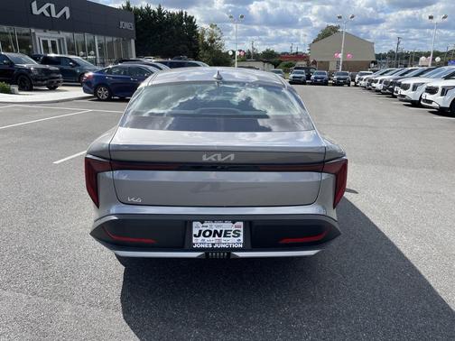 2025 Kia K4 EX