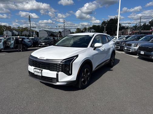 2026 Kia Sportage LX