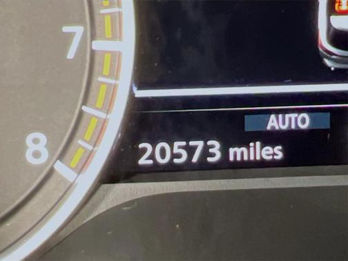 2024 Nissan Pathfinder S 4WD