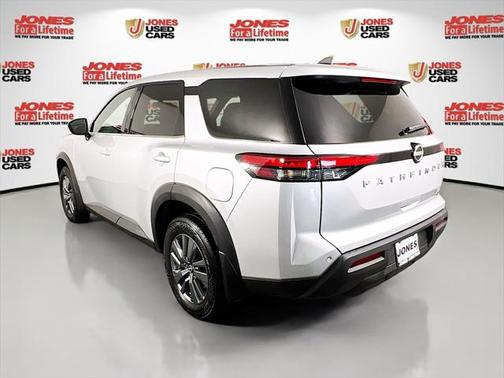 2024 Nissan Pathfinder S 4WD