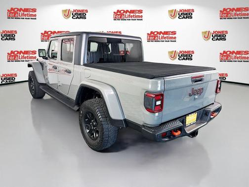 Sting-Gray Clearcoat 2021 Jeep Gladiator Mojave 4x4