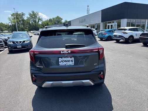 2025 Kia Seltos EX