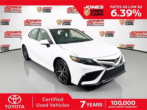2023 Toyota Camry SE