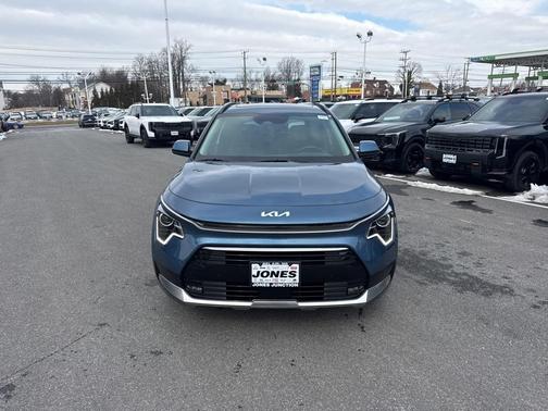 2026 Kia Niro SX