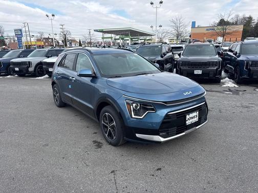 2026 Kia Niro SX