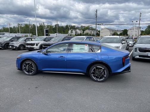 2025 Kia K4 GT-Line