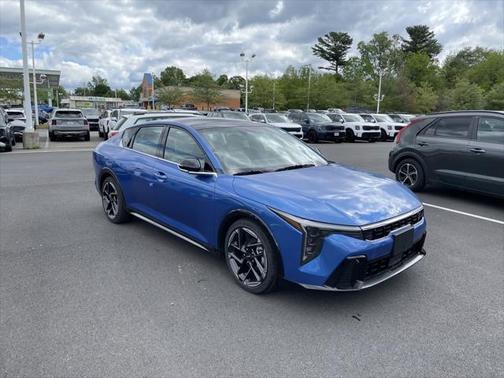 2025 Kia K4 GT-Line
