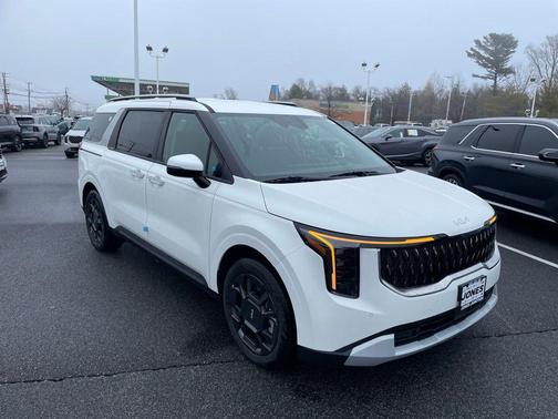 Snow White Pearl 2026 Kia Carnival Hybrid EX