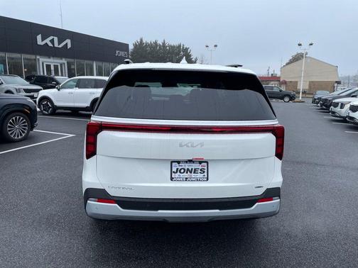 Snow White Pearl 2026 Kia Carnival Hybrid EX