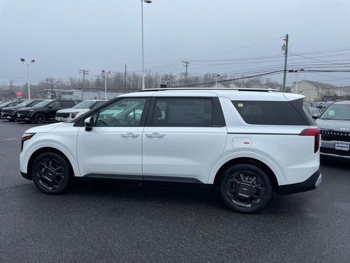 Snow White Pearl 2026 Kia Carnival Hybrid EX