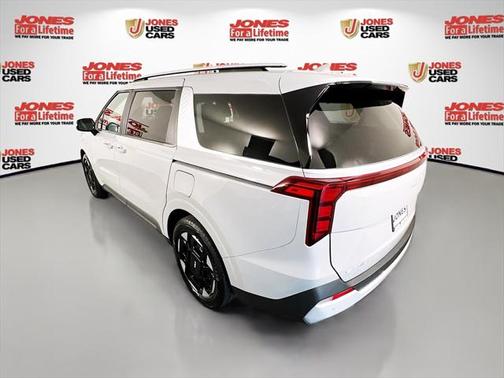 2025 Kia Carnival EX