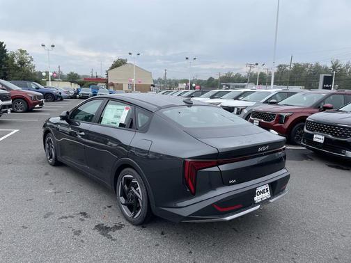2025 Kia K4 EX