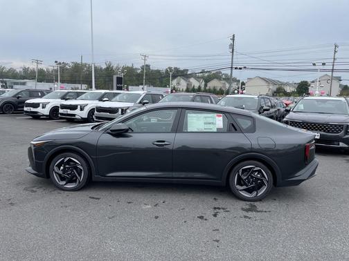 2025 Kia K4 EX