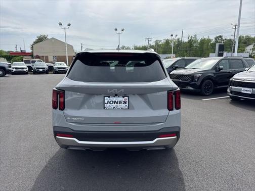 2025 Kia Sorento S