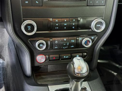 2021 Ford Mustang EcoBoost